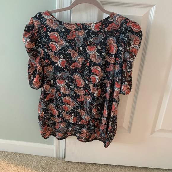 Pretty Paisley/Floral Blouse from LOFT - Picture 4 of 5